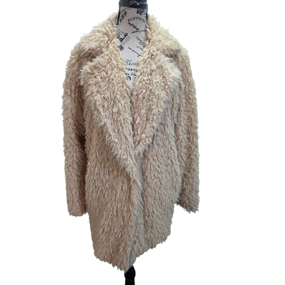 IJOAH Shaggy Faux Fur Coat Medium Beige Cream Open Front Lapel Jacket Cozy Fuzzy